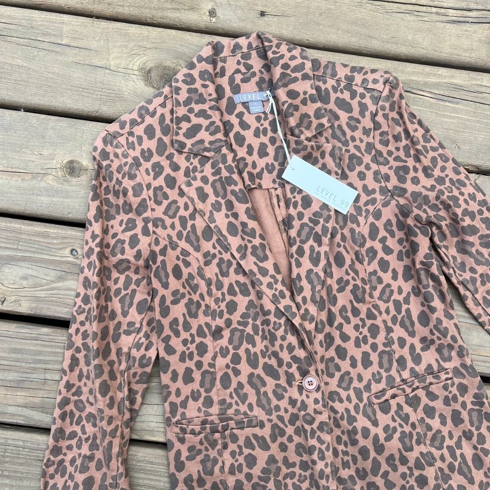 Level 99 | Leopard Blazer - Picture 2 of 8